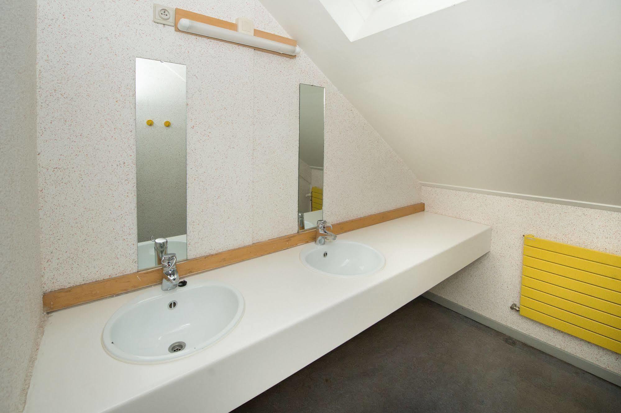 Auberge De Jeunesse De La Roche - Champlon Tenneville ภายนอก รูปภาพ
